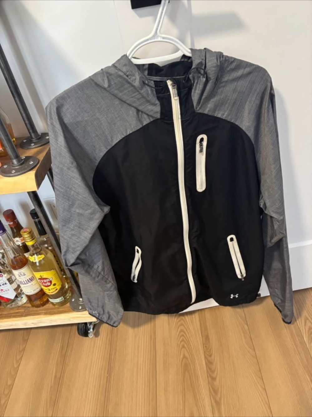 Women coat Under Armour XL